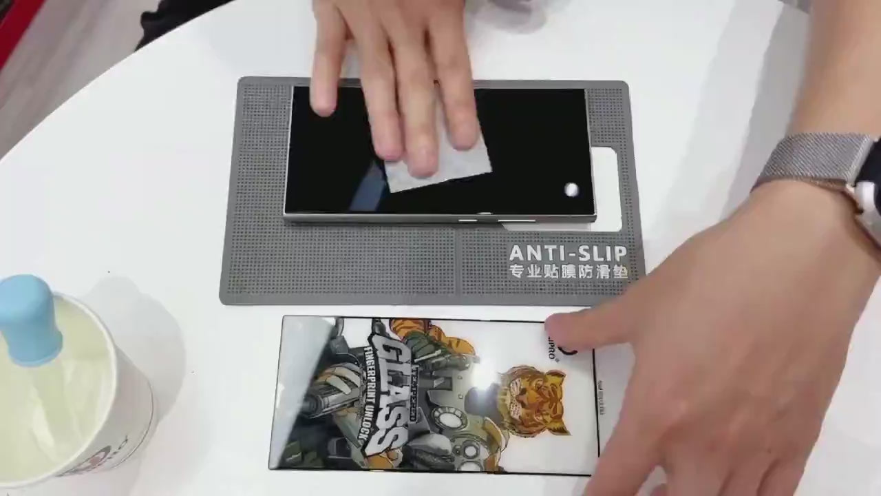 Tiger 28 Privacy Screen Protector